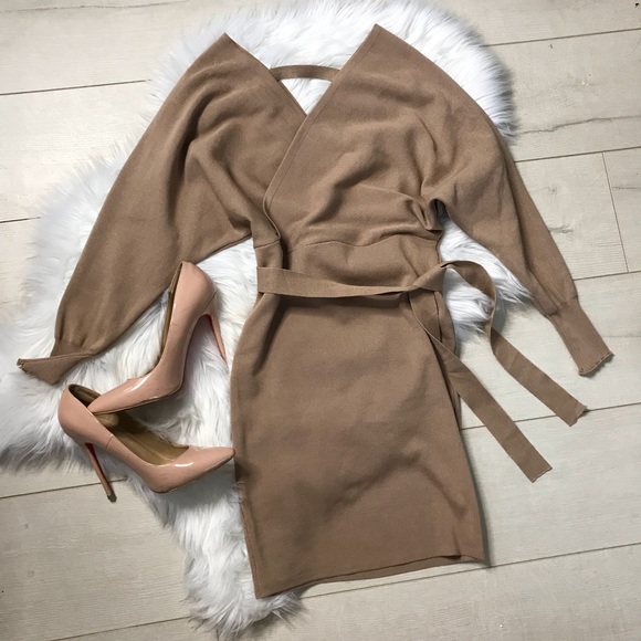 Elegant Winter V-Neck Knitted Sweater Mini Dress - Picture 7 of 8